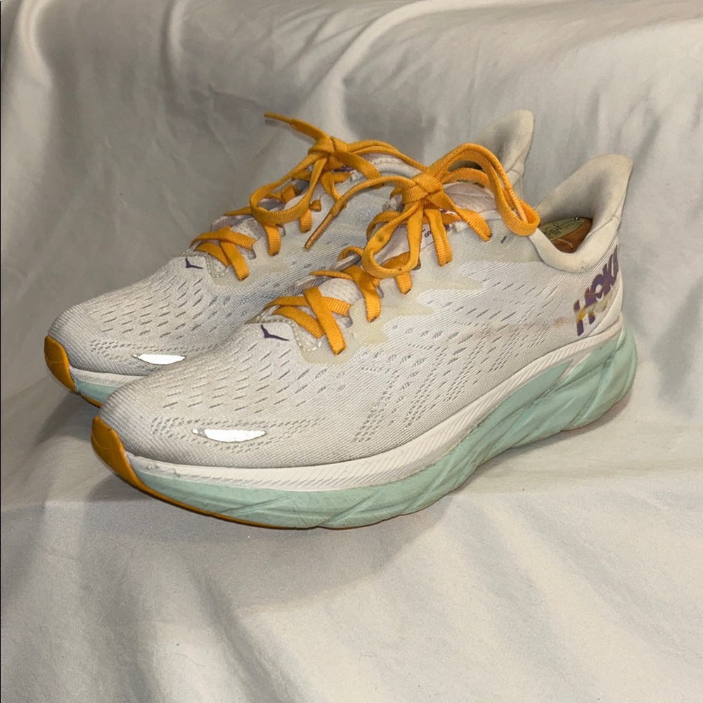 Hoka OneOne Clifton 8 Running Shoe